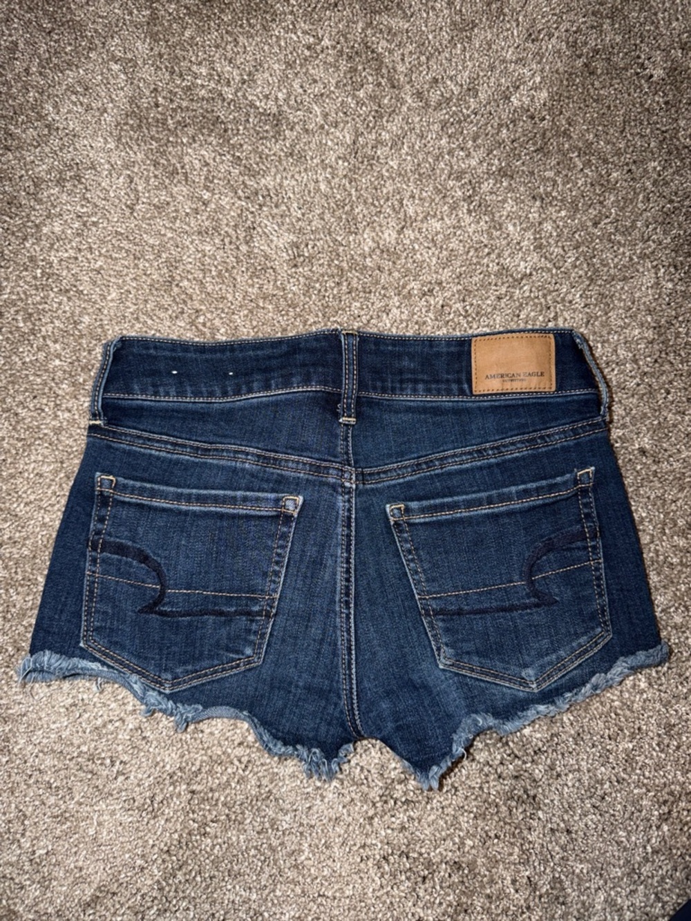 American Eagle Outfitters Dark Jean Shorts with White Lace Trim - Picture 3 of 3
